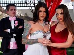 Gros seins, Doigter, Lesbienne, Léchez, Masturbation, Chatte, Dénudage, Jouets