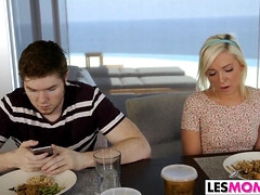 Schönheit, Blondine, Vollbusig, Süss, Kehlenfick, Milf, Natürlich, Titten