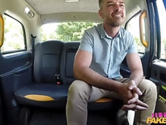 車, カップル, イく瞬間, 顔射, 女, 指いじり, 手コキする, アウトドア