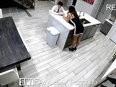 Большой член, Большие сиськи, Минет, Семяизвержение, Зрелые, Милф, Кричащие, Мачеха