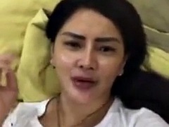 Grosse titten, Indonesisch, Milf, Nippel, Titten, Netzkamera