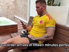 Big Dick Destroys Hot Colombian Delivery Girl Sarah Taylor – Anal Creampie