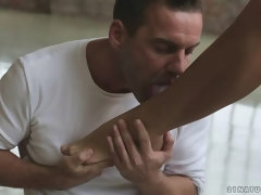 Nana, Sucer une bite, Brunette brune