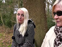 69 negenenzestig, Blond, Zoenen, Lesbisch, Moeder die ik wil neuken, Tepels, Zuigen, Tieten likken