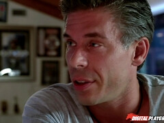 Braunhaarige, Lecken, Natürlichen titten, Rock, Schlampe, Schlucken, Titten, Spanner