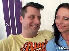 Small Tits Wife July Sun Enjoys Oral Pleasure as a Guy Eats Her Muff