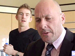 Домохозяйки, Зрелые, Милф