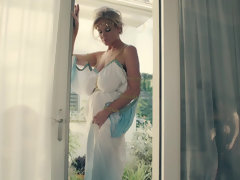 Blond, Rondborstig, Ondergoed, Moeder die ik wil neuken, Geschoren, Alleen