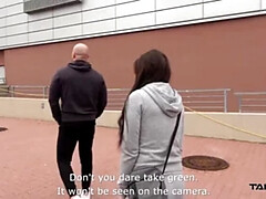 ぽっちゃり, デカ尻, 車, 女, Hd, ヤリマン, タトゥー, 三人