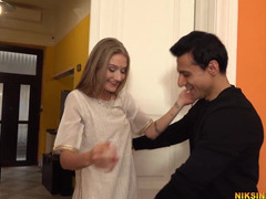 Grosse bite, Sucer une bite, Masturbation, Douche, Adolescente, Serré, Nénés, Jouets