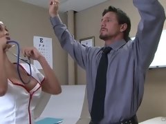 Asiatisch, Tussi, Grosser schwanz, Grosse titten, Braunhaarige, Hardcore, Krankenschwester, Realität