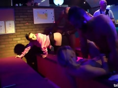 Bekleidet, Puppe, Interrassisch, Küssen, Masturbation, Orgie, Muschi, Lehrer