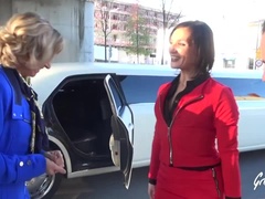 Enthousiasteling, Blond, Oudere vrouw, Frans, Ondergoed, Moeder die ik wil neuken, Slet, Bekijker