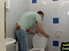 Bondage discipline sadomasochisme, Blond, Bruinharig, Dominante vrouw, Hd, Tepels, Voorbinddildo, Trio