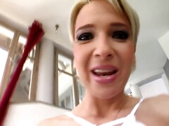 Anal, Gros cul, Gros seins, Sucer une bite, Gorge profonde, Faciale, Mère que j'aimerais baiser, Nénés