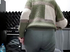 お尻, デカパイ, 毛深い, 熟年, 天然, ロシア人, 垂れ乳, オッパイの