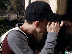 Cheating mom bombshell fucks paperboy