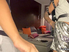 Sadomasochismus, Fingern, Küssen, Lesbisch, Hausmädchen, Strapon