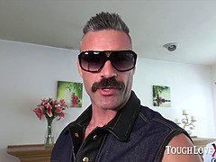 Grosser schwanz, Schwarz, Blasen, Milf, Pov, Realität, Schreiend, Rasiert