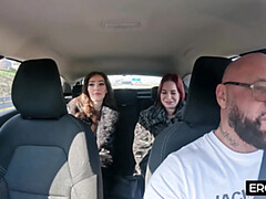 Tetas grandes, Coche, Extremo, Hembra, Grupo, Natural, Sexo fuerte, Trio