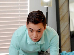 Блондинки, Минет, Огромные размеры, Поцелуи, Натуральные сиськи, Крошечные, Стринги, Влажная