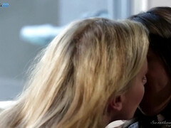 巨乳な, エロティック, 顔面騎乗, レズビアン, 淫乱熟女, 母, オマンコ, 剃毛