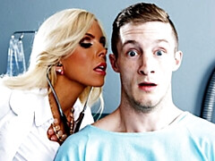 Большая жопа, Большой член, Большие сиськи, Блондинки, Минет, Собачьи, Милф, Медсестра