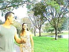 Sucer une bite, Brunette brune, Éjaculation interne, Hard, Rétro ancien