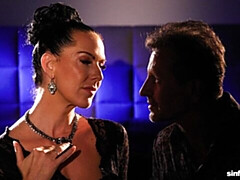 Culo grande, Verga grande, Tetas grandes, Mamada, Morena, Estilo perrito, Madres para coger