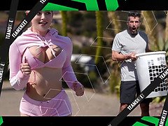 Mooie dikke vrouwen, Grote kont, Blond, Sperma in gezicht, 1 man 2 vrouwen, Reusachtig, Roodharige vrouw, Trio