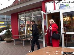 Wohlbeleibte schöne frauen, Grosser arsch, Blasen, Kehlenfick, Oma, Reif, Jungendliche (18+)