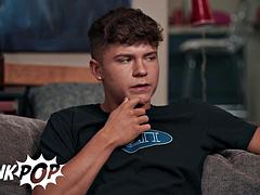 Anaal, Pijpbeurt, Sperma shot, Voeten, Fetisj, Handbeurt, Spier, Openbaar