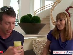 Большая жопа, Большие сиськи, Постарше, Семяизвержение, Зрелые, Милф, Мамочка, Кричащие