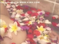 Tetas grandes, Japonés, Al aire libre