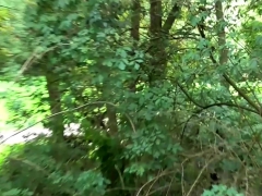 Blasen, Hundestellung, Aufs gesicht abspritzen, Deutsch, Im freien, Pov, Öffentlich, Flotter dreier