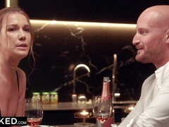 Bruinharig, Sperma, Tsjechisch, Diep in de keel, Hondjeshouding, Zoenen, Likken, Rijden