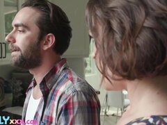 Большая жопа, Брюнетки, Семяизвержение, Секс без цензуры, Хд, Милф, Мачеха, Молоденькие