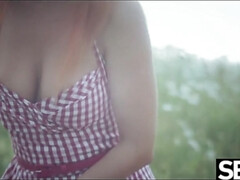 Blonde, Sucer une bite, Doigter, Maman, Seins naturels, Mamelons, De plein air, Rétro