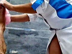 素人, イく瞬間, チン, 手コキする, シゴき, 看護婦, 公共, オッパイの