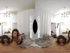 Gros cul, Sucer une bite, Lesbienne, Seins naturels, Pov, Chatte, Jarretelles, Plan cul à trois