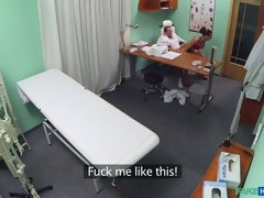 Amateur, Lécher le cul, Sucer une bite, Médecin, En levrette, Doigter, Léchez, Uniforme