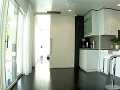 Gros cul, Gros seins, Sucer une bite, Brunette brune, Branlette thaïlandaise, Hard, Hd, Mère que j'aimerais baiser