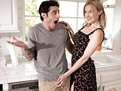 Culo grande, Verga grande, Tetas grandes, Rubia, Mamada, Lamidas, Masturbación, Madres para coger