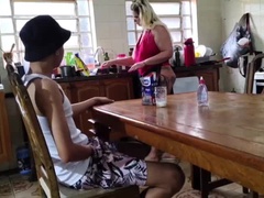 Tetas grandes, Dominación, Dominacion femenina, Fetiche, Comida, Alto, Tetas, Mojado