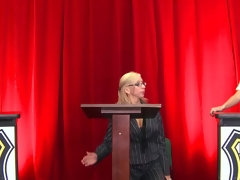Grosser schwanz, Grosse titten, Blasen, Hundestellung, Hd, Natürlichen titten, Reiten, Weibliche ejakulation