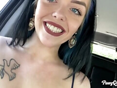 Culo grande, Morena, Vestido, Masturbación, Madres para coger, Al aire libre, Solo, Estriptis