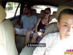 素人, お尻, 美女, フェラチオ, 車, 浮気者, アウトドア