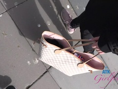 Grosser arsch, Blondine, Fingern, Zierlich, Rasiert, Titten, Spanner, Nass