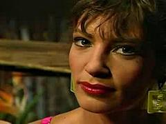 Lieveling, Blond, Pijpbeurt, Sperma shot, Hardcore, Kort haar, Tieten likken, Oud