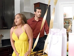 Anal, Grosse bite, Gros seins, Sucer une bite, Plantureuse, Branlette thaïlandaise, Hard, Gicler
